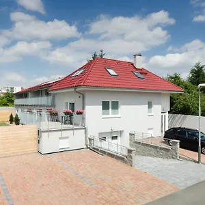 Zlicin Апартаменты Прага